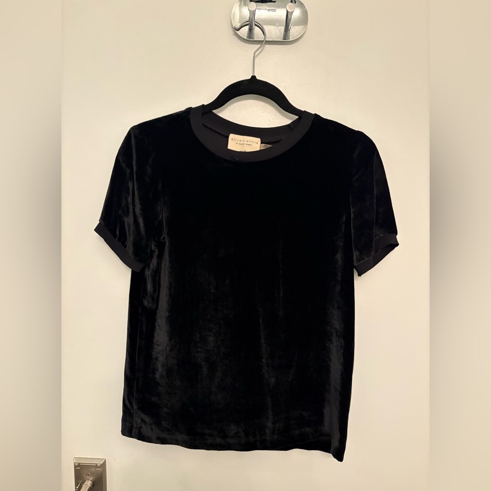Alice + Olivia Black Velvet Short Sleeve Tee